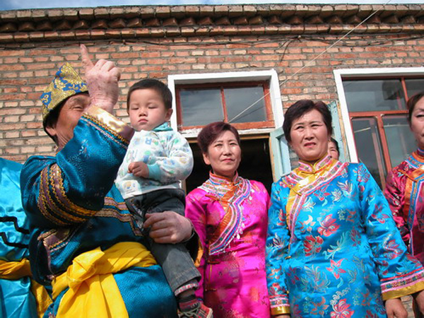 china's daur family