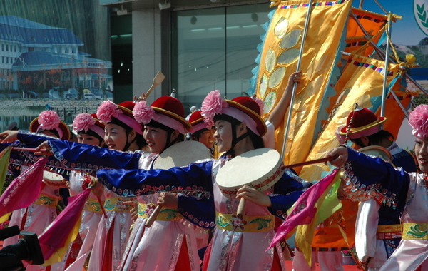 tambourine dance China