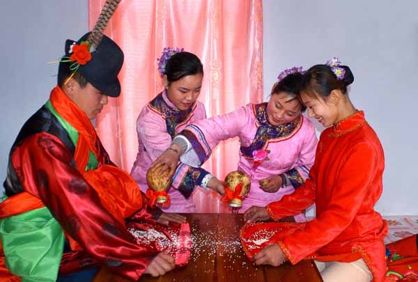 Manchu Wedding Customs