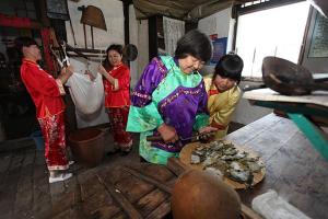 Manchu Traditional Life
