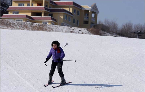erlongshan snow resort, longzhu snow resort, skiing in harbin